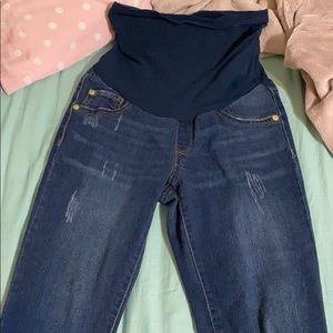 Maternity skinny jeans